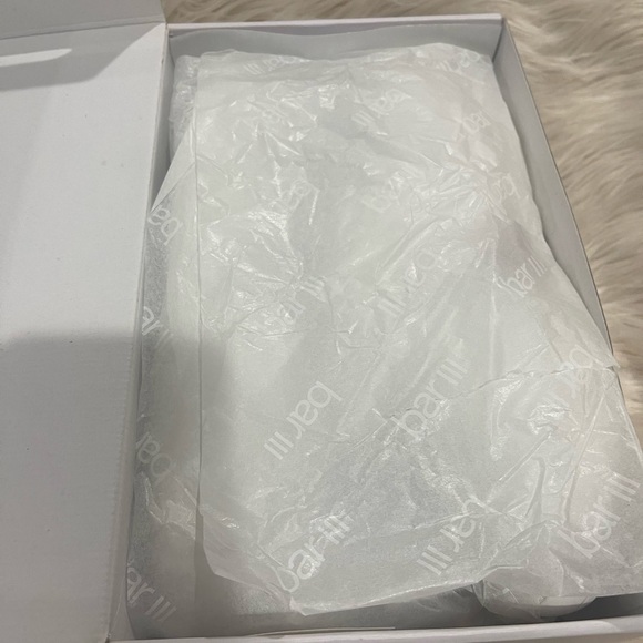 Brand new casual shoes - Picture 5 of 7